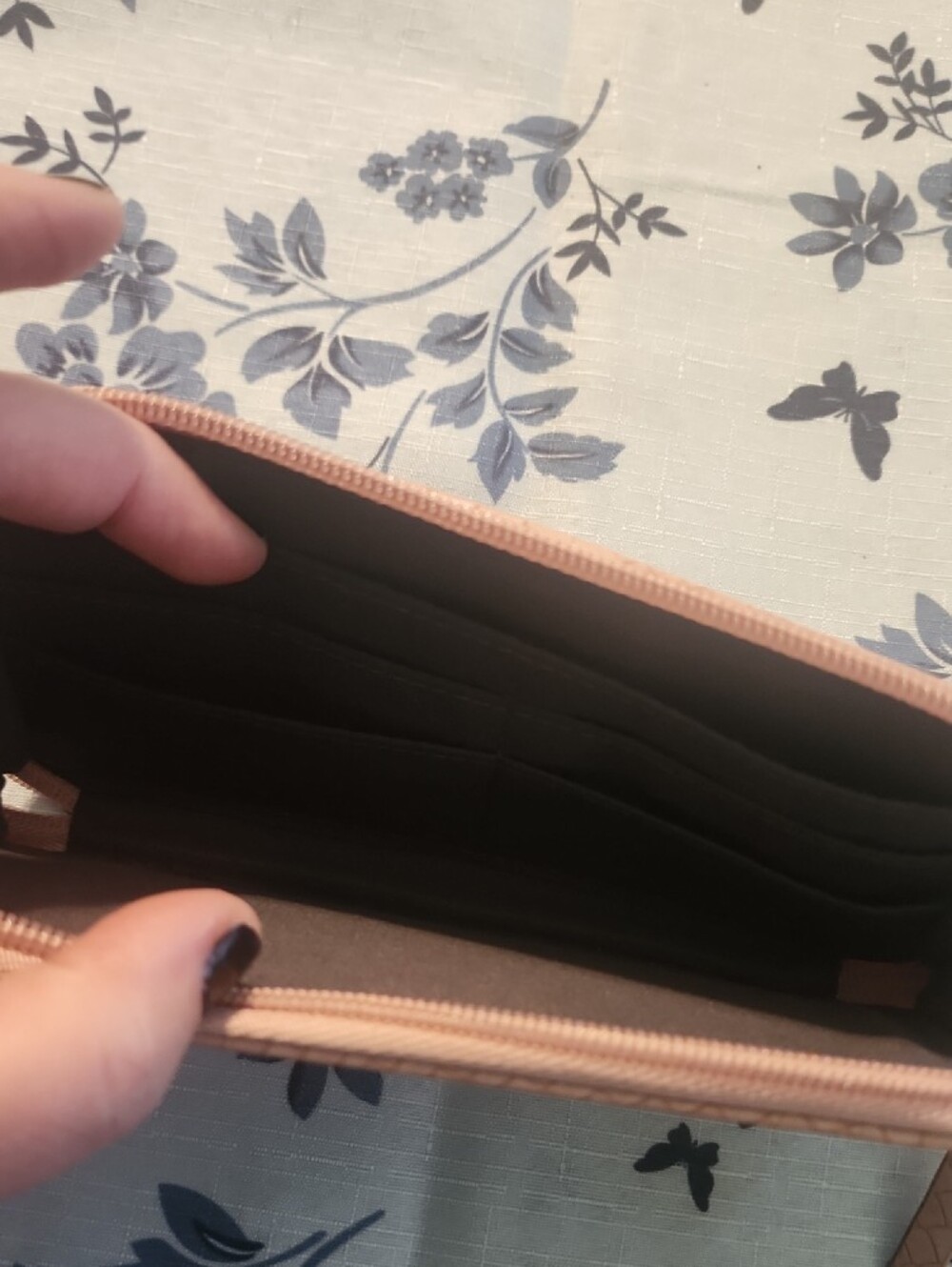 Logo Blush Pink Snake-Embossed Zip Wallet - Picture 2 of 5